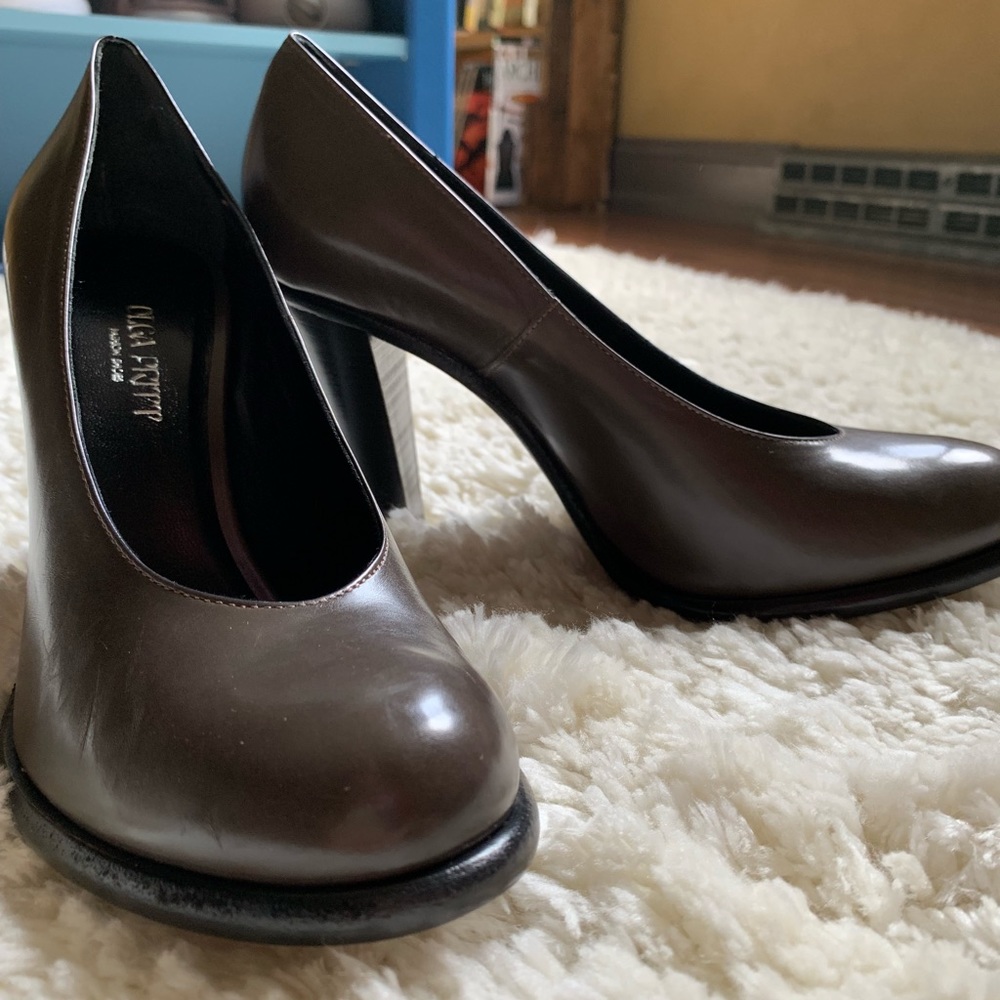 Olga Pritt Brown Round Toe Heel-40-9